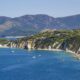 La costa verde elbana si sviluppa lungo il versante serentrionale